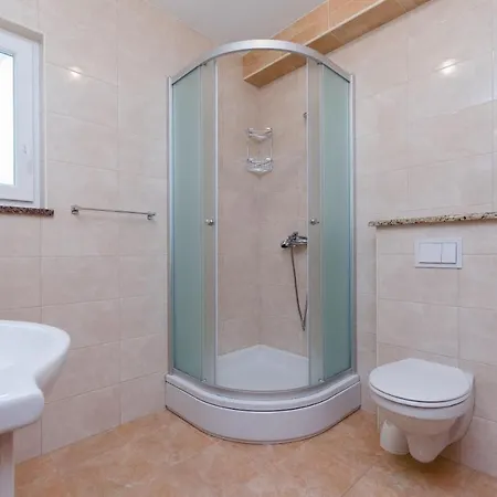 Ruza A Apartment Lopar