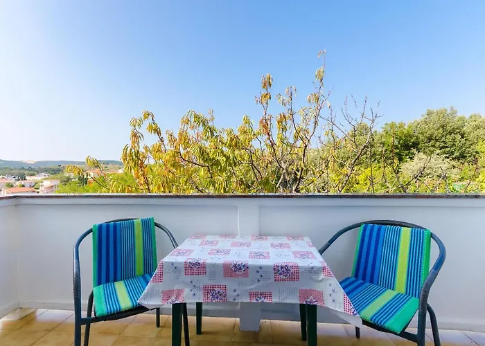 Apartament Ruza A *