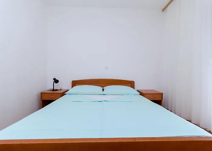 Ruza A Apartman Lopar